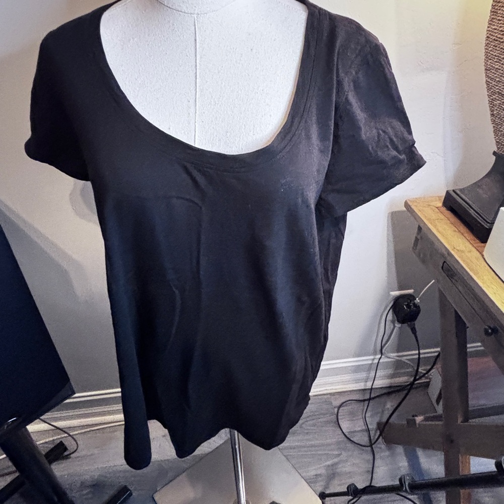 Eileen Fisher Black Short Sleeve Tee